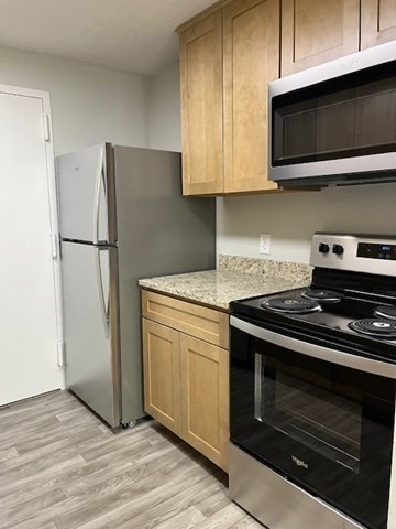 9 Village Hill Ln 24