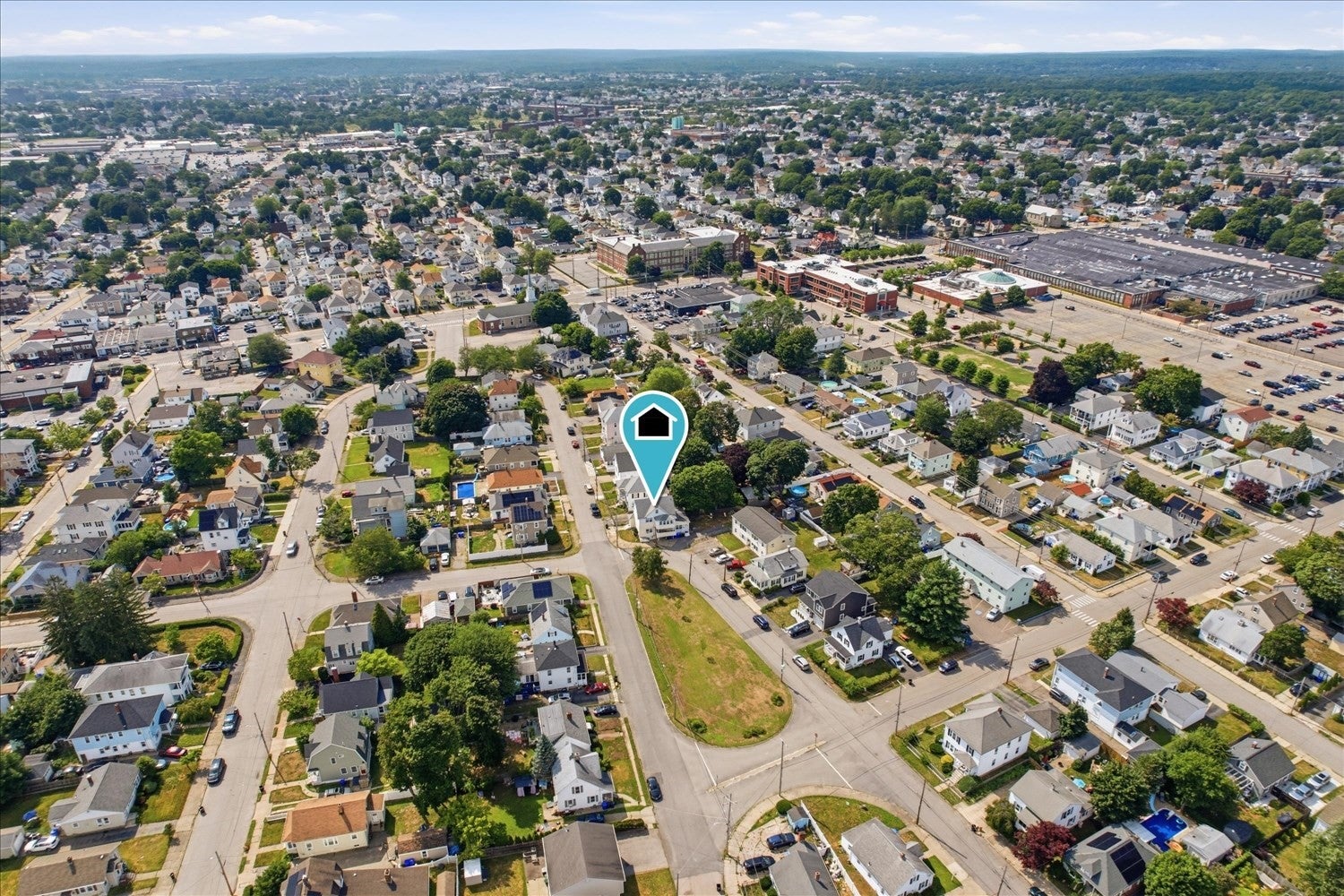 44 Warwick Rd, Pawtucket, RI, 44 Warwick Rd, Pawtucket, RI Photo #40