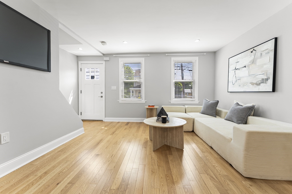18-20 Cedar St 2