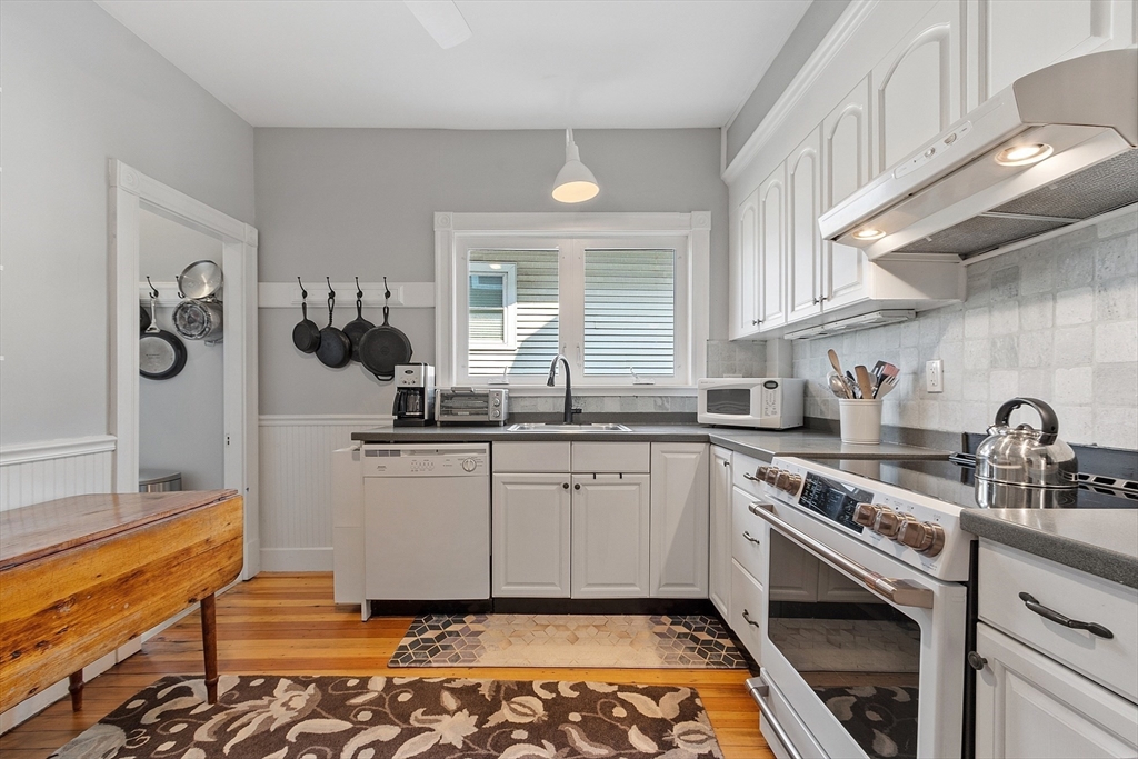 110 Summit Avenue 1