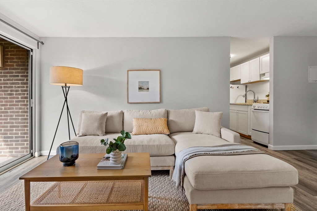 66 Main St 37A