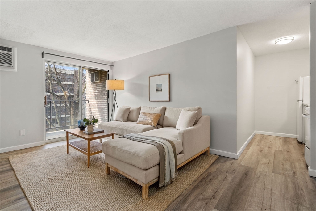 66 Main St 37A