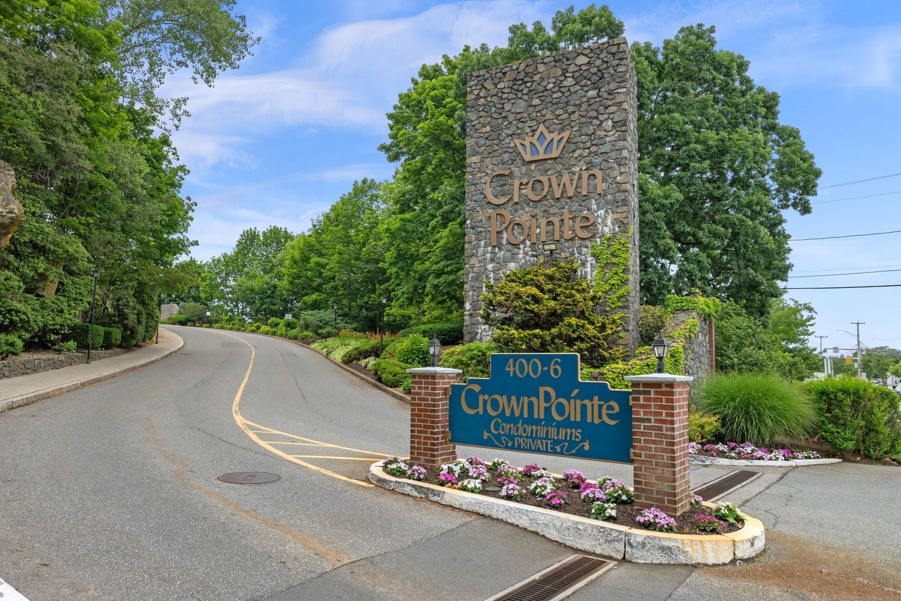 Photo of 406 Paradise Road, Swampscott, MA