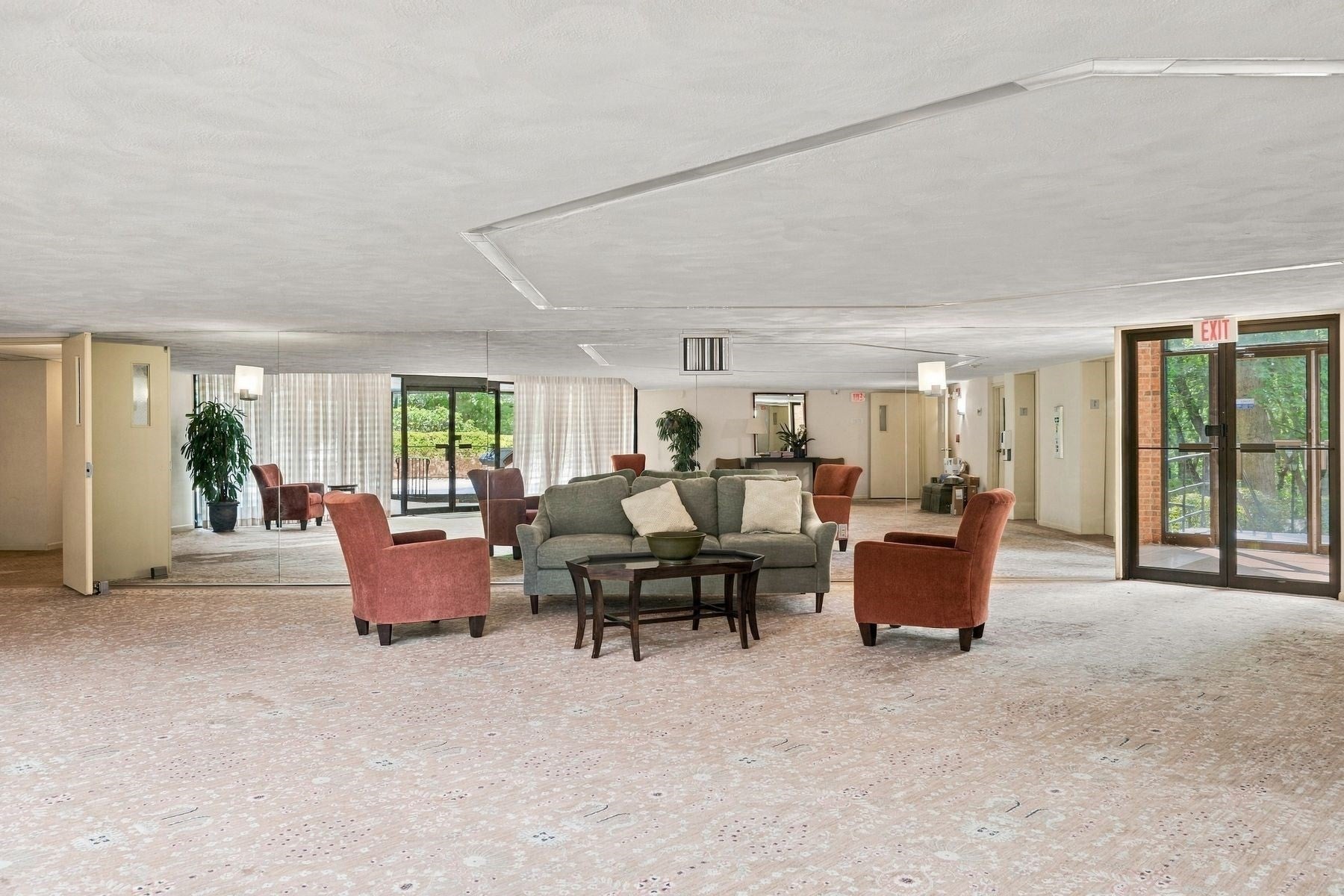 406 Paradise Road #3H, Swampscott, MA Photo #4