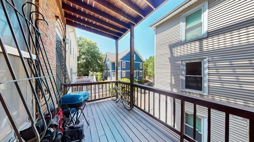 10 Millmont St.