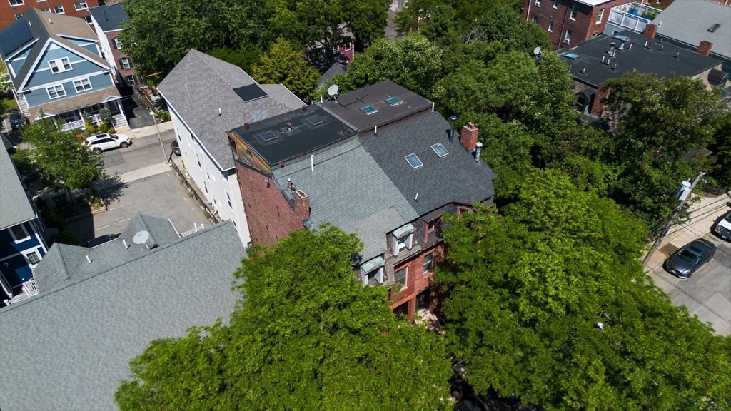 10 Millmont St.