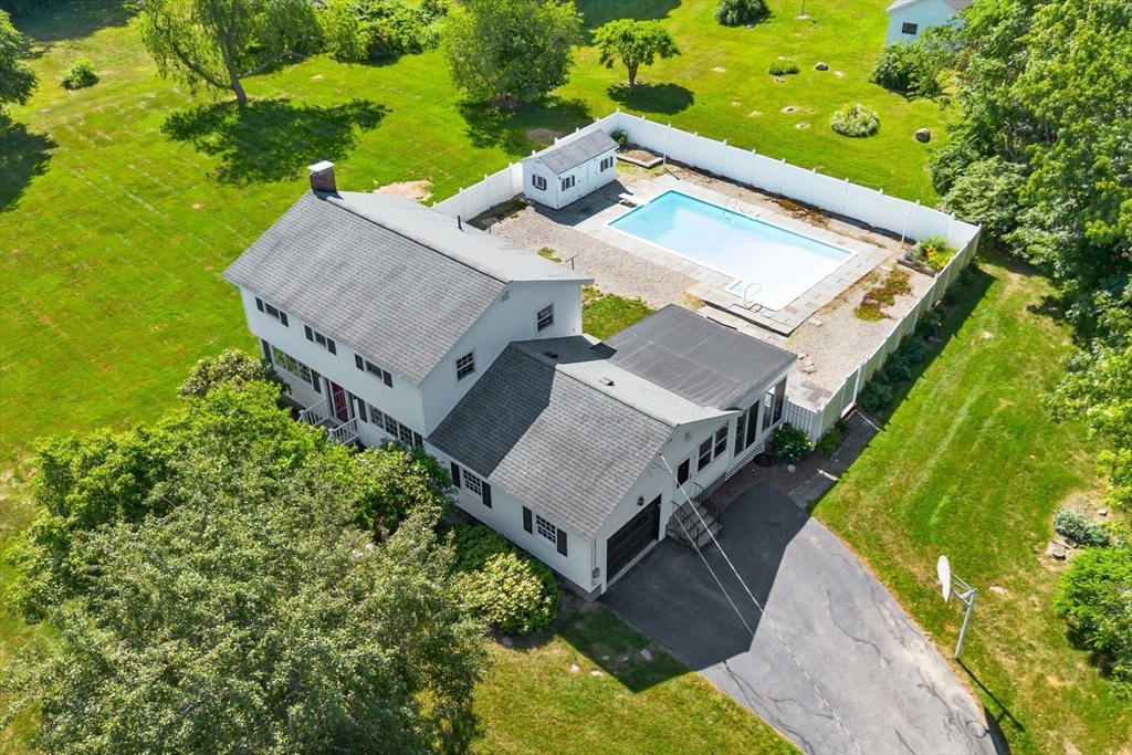 11 Heald Rd