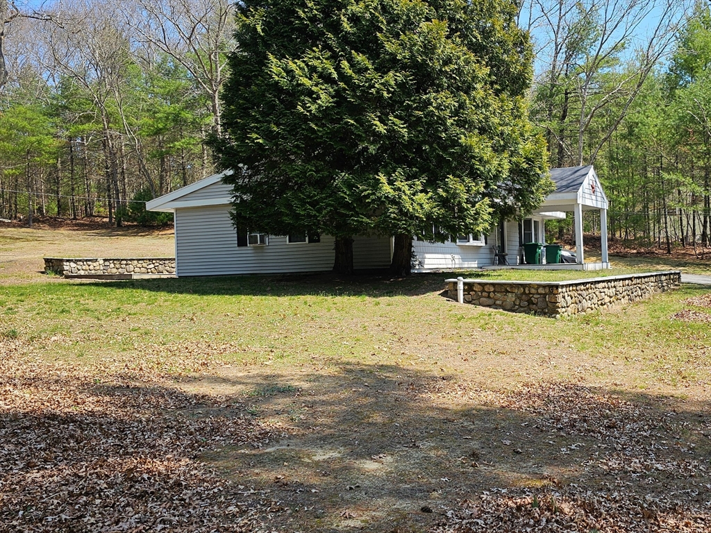 138 Pleasant St