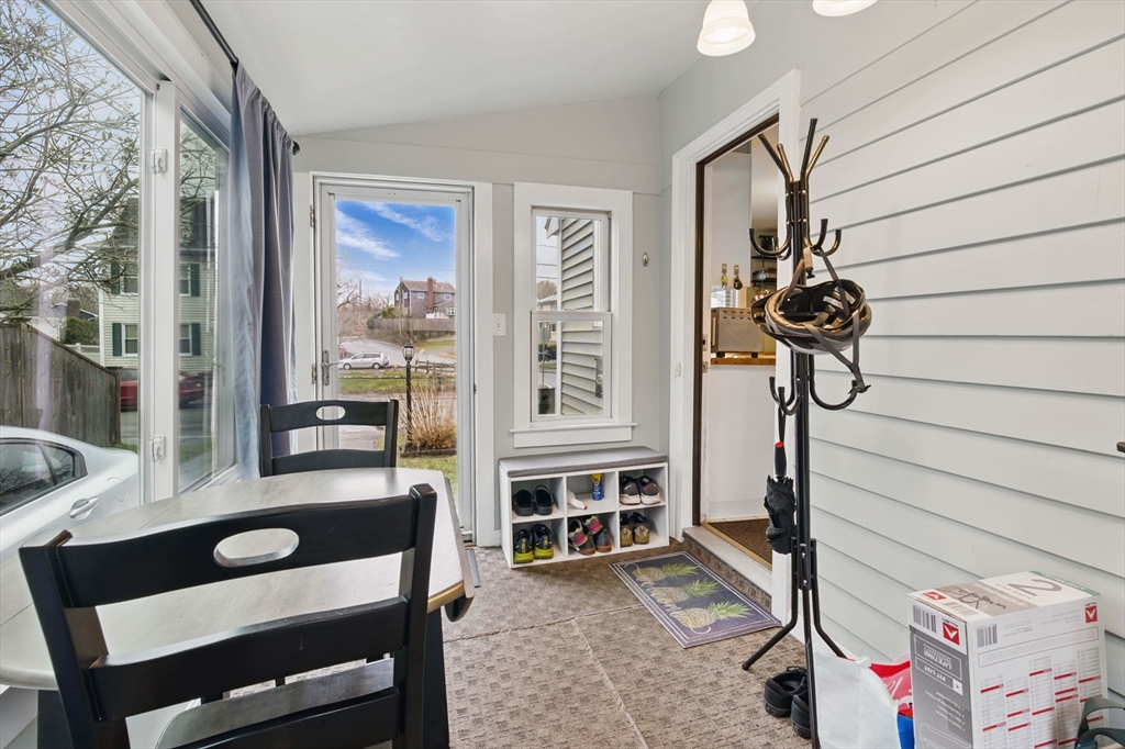 5 Greenway Rd