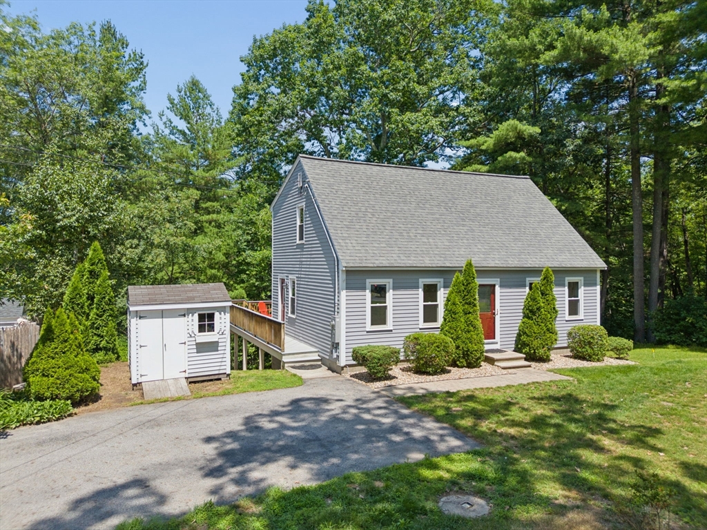 15 Pine Grove Rd