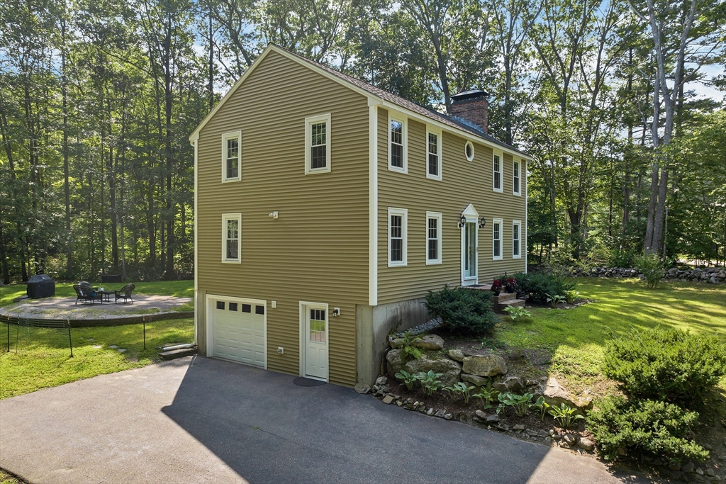 30 Lexington Drive