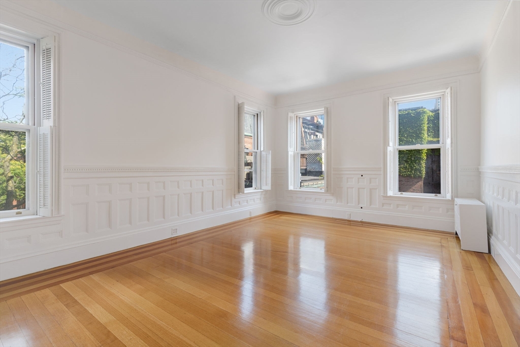 290 Commonwealth Ave 11