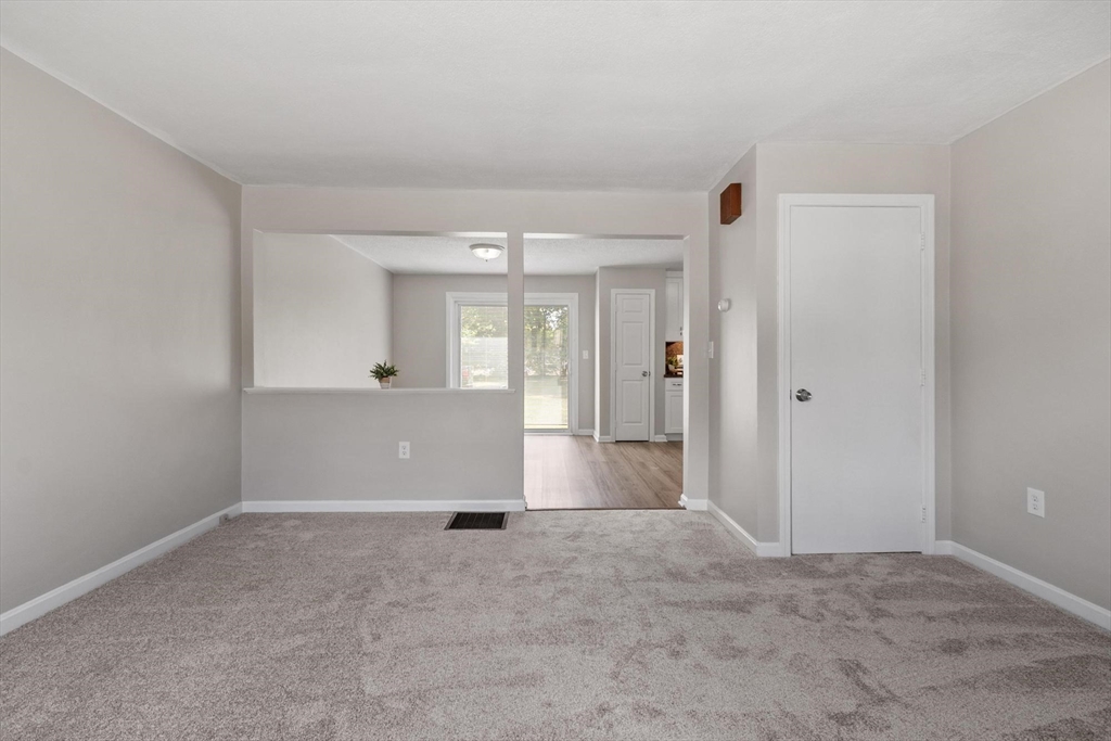 13 Warren Ave #B, Chelmsford, MA Photo #22