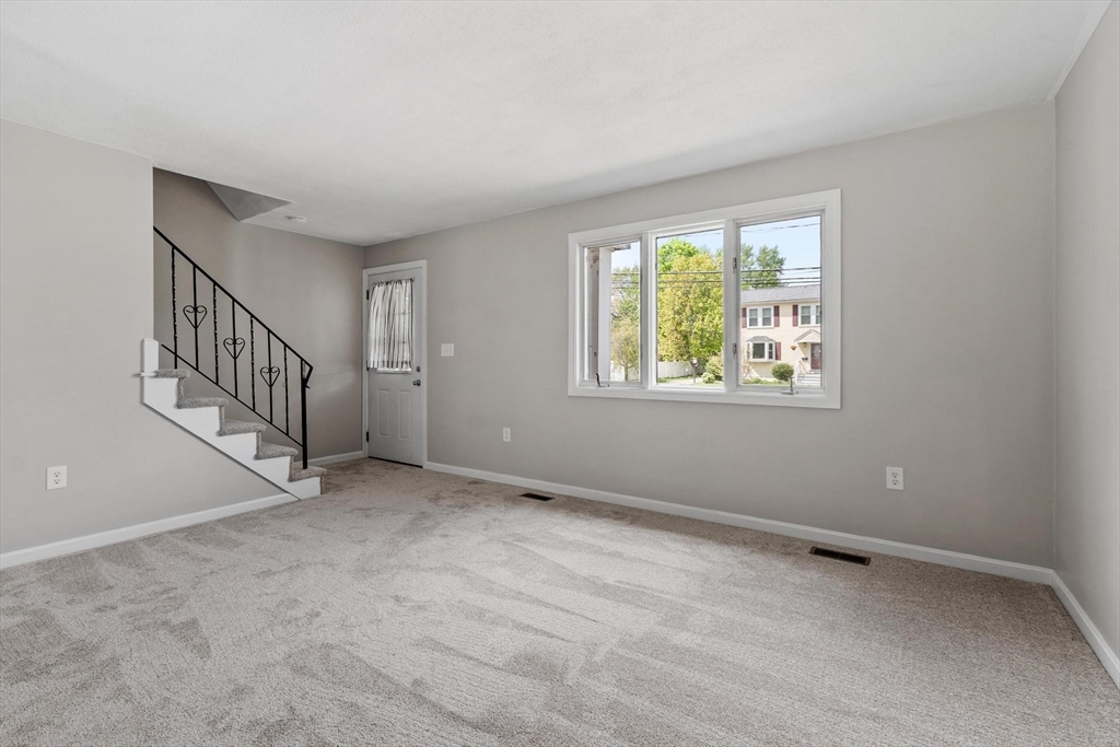 13 Warren Ave #B, Chelmsford, MA Photo #24