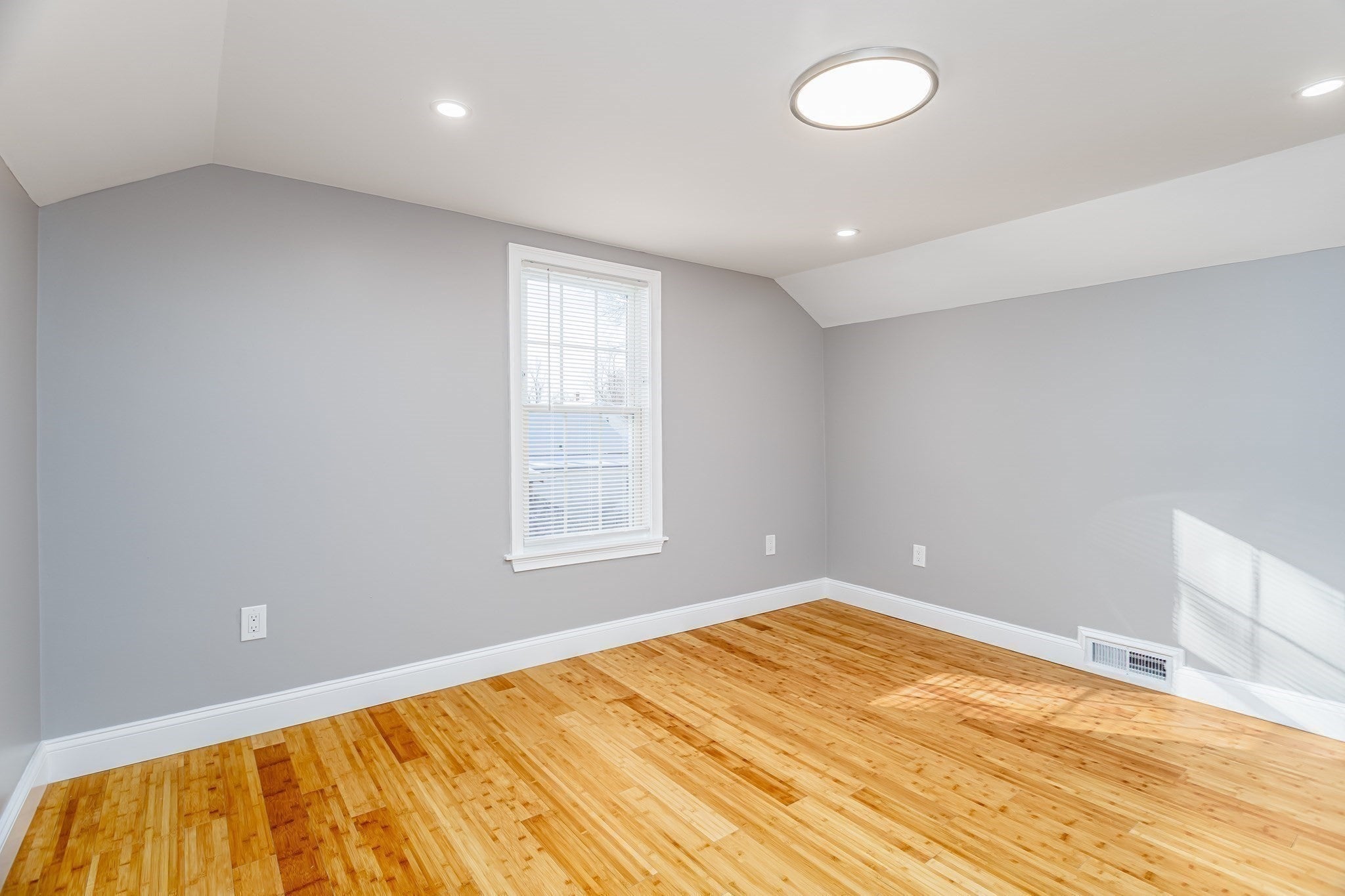 161 11th-Eleventh St, Leominster, MA, 161 11th-Eleventh St, Leominster, MA Photo #16