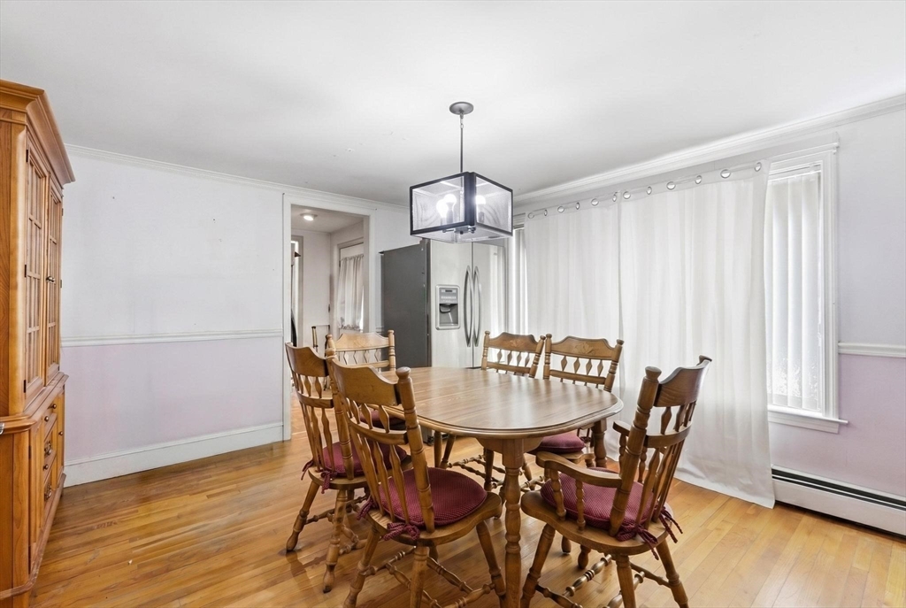 364 W Meadow Rd