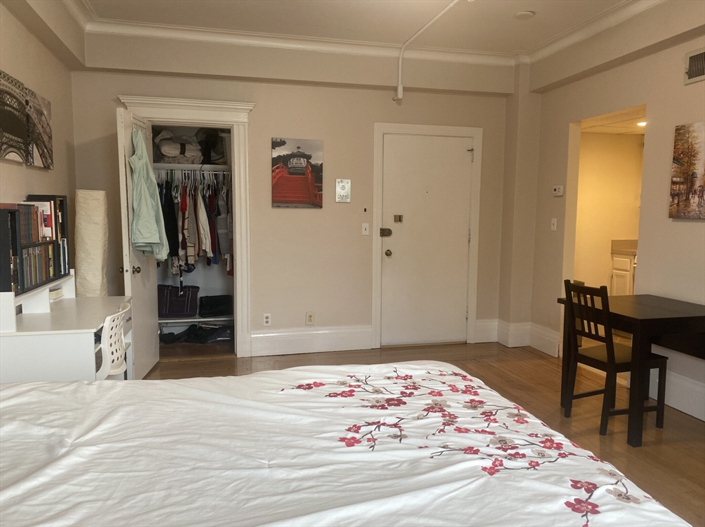 464 Commonwealth Avenue 34