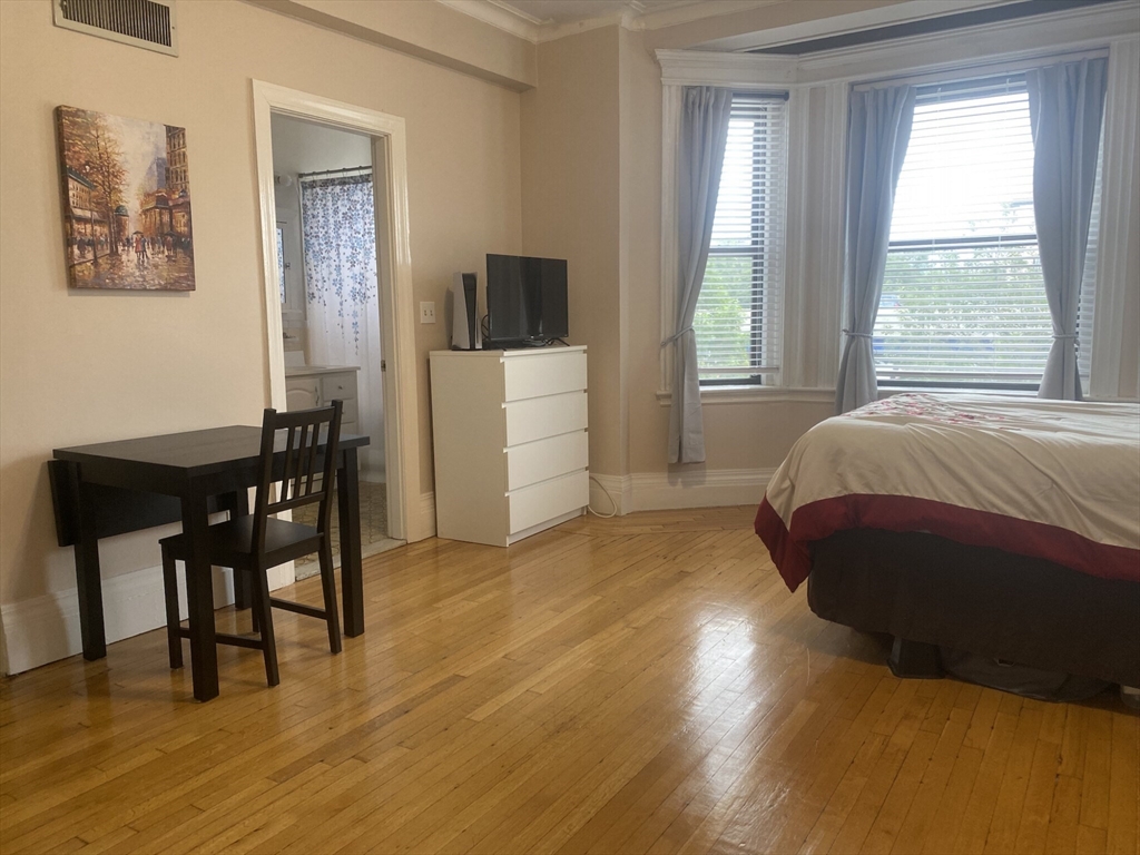 464 Commonwealth Avenue 34