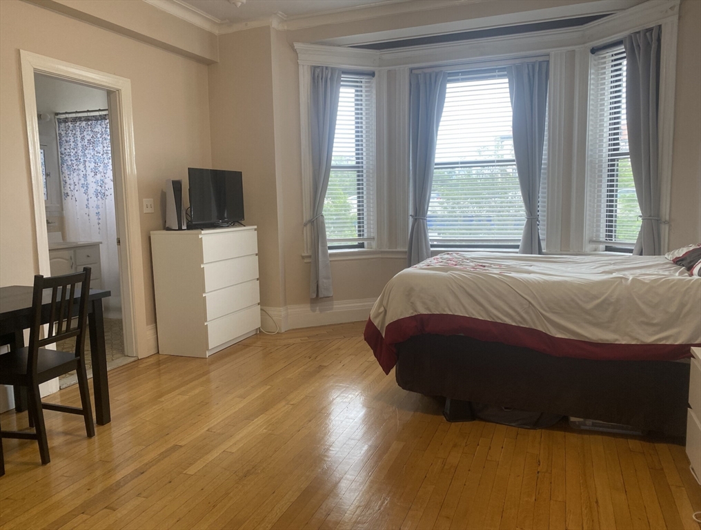 464 Commonwealth Avenue 34
