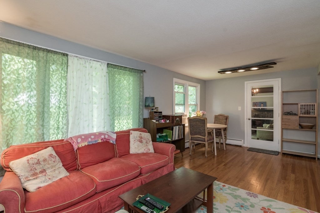3 Montgomery Ave, Holyoke, MA, 3 Montgomery Ave, Holyoke, MA Photo #8