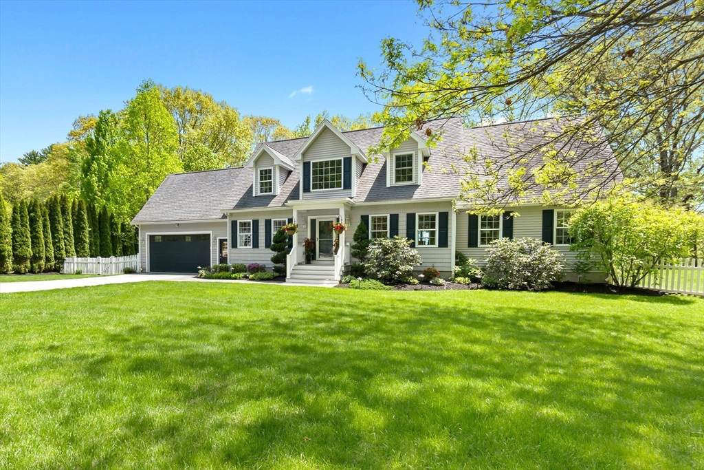 5 Jamaica Ln