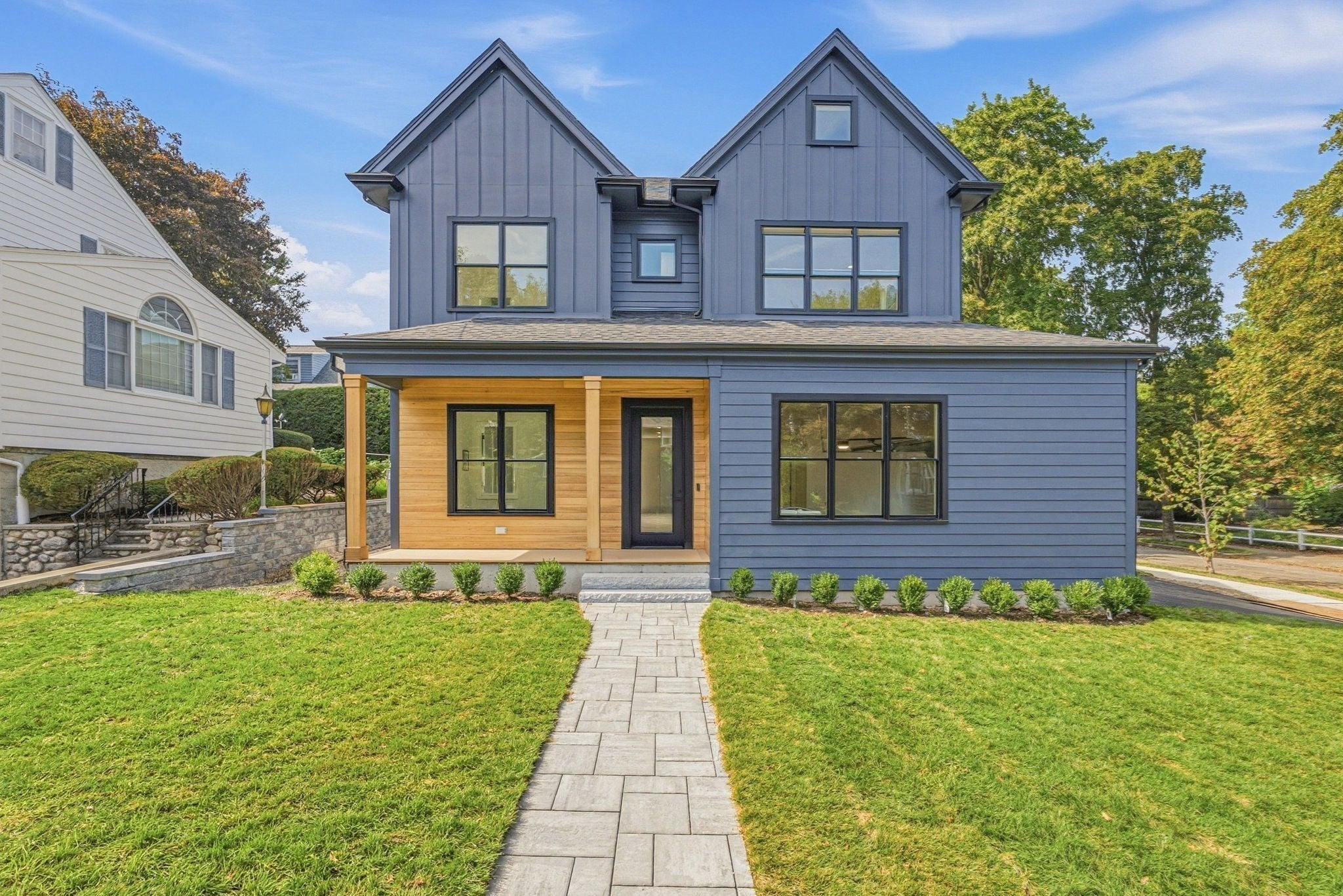 42 Lindbergh Ave