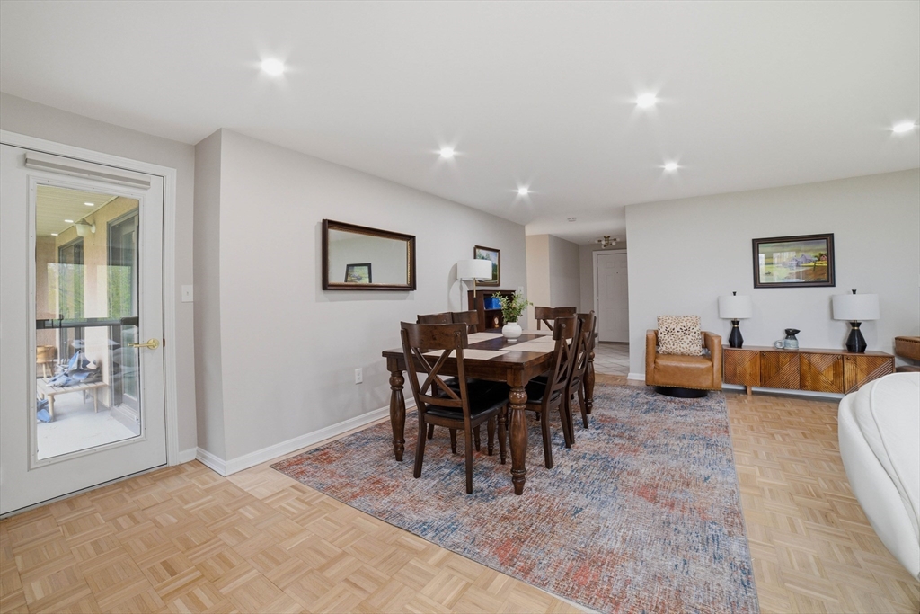 11 Ledgewood Way 16