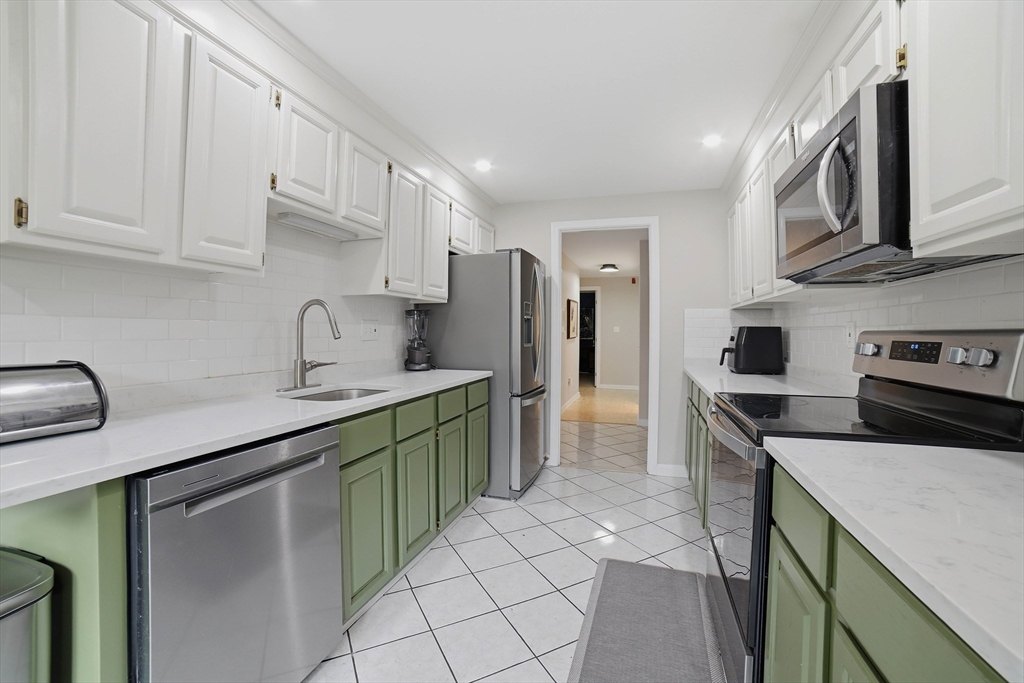 11 Ledgewood Way 16