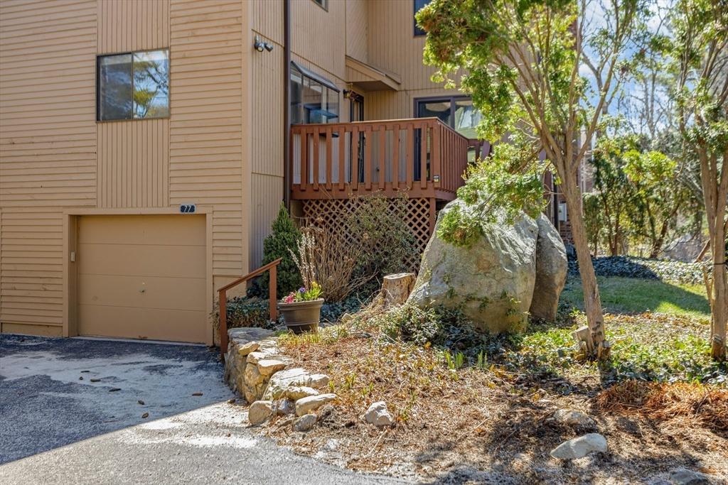 77 Trailside Way 77