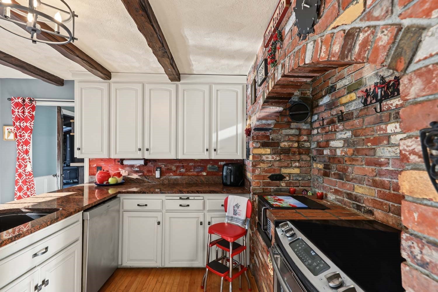 65 Sherman Ave, Seekonk, MA, 65 Sherman Ave, Seekonk, MA Photo #16