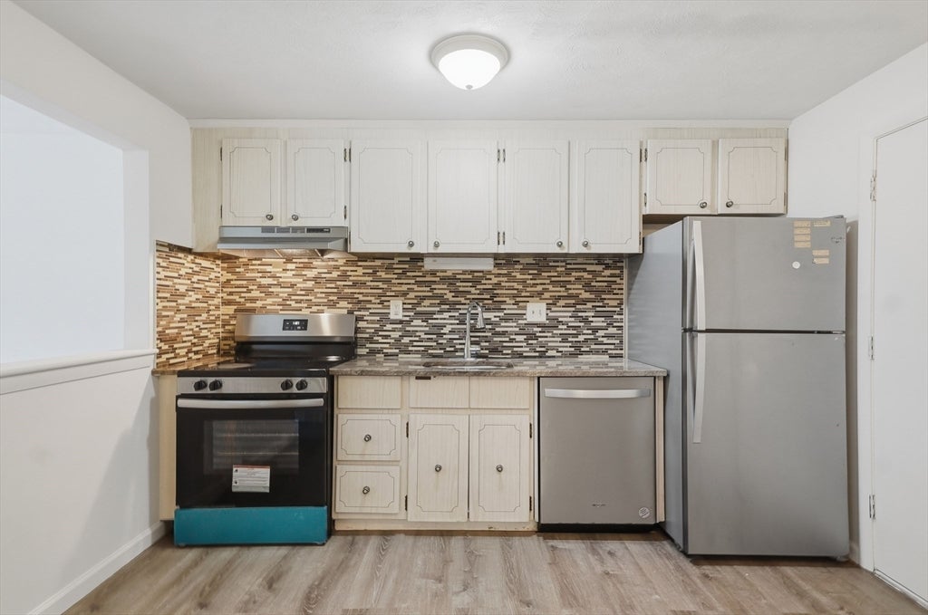 924 Main Street #12, Woburn, MA, 924 Main Street #12, Woburn, MA Photo #5