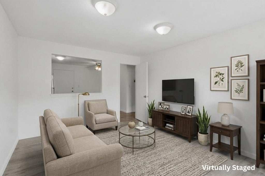 924 Main Street #12, Woburn, MA, 924 Main Street #12, Woburn, MA Photo #7