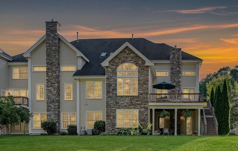 69 Clubhouse Way 64 Sutton MA 01590