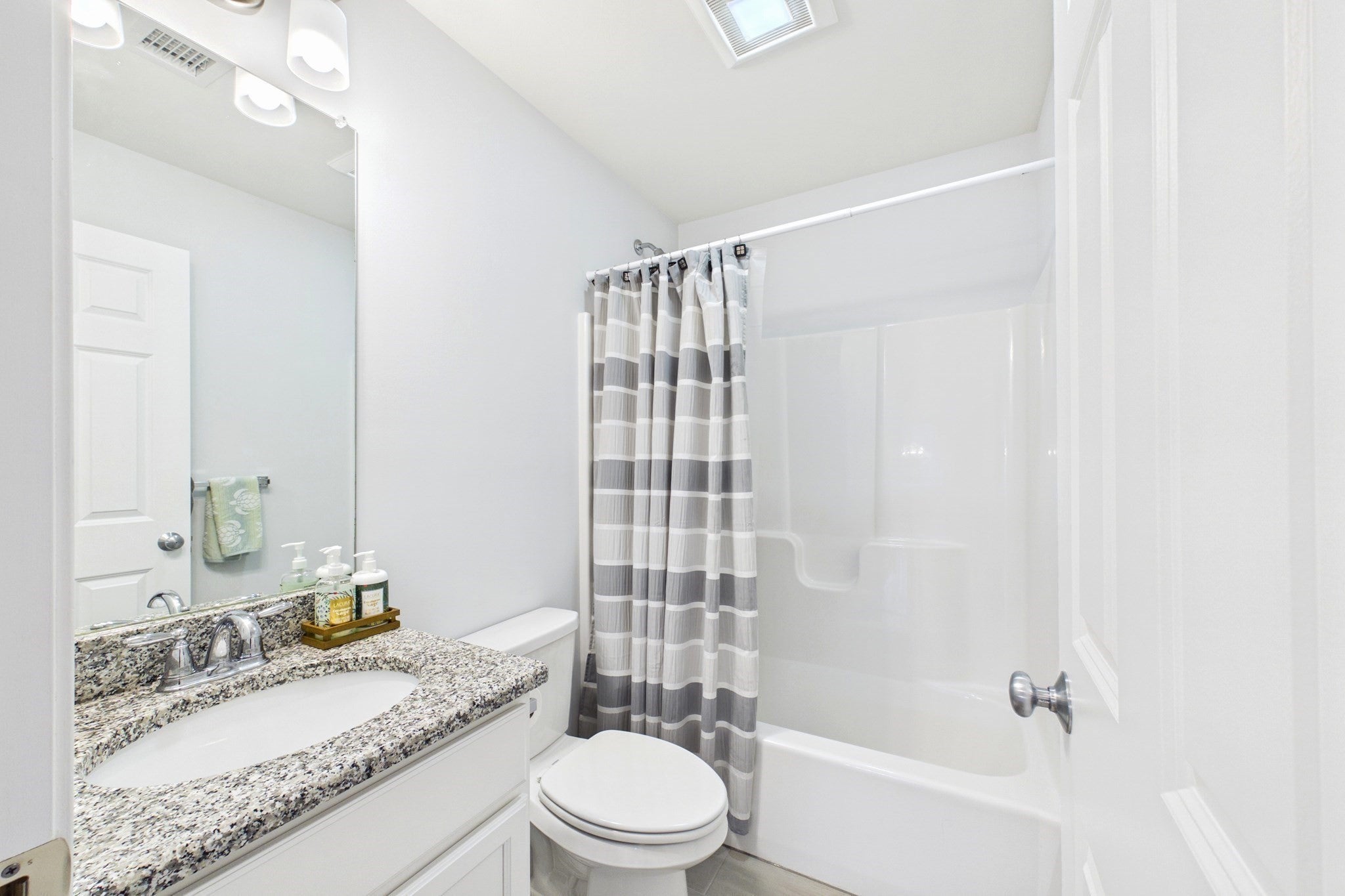 232 Collins Corner Rd, Dartmouth, MA Photo #27