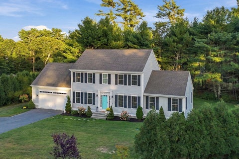 Photo of 232 Collins Corner Rd, Dartmouth, MA 02747 (MLS # 73582688)