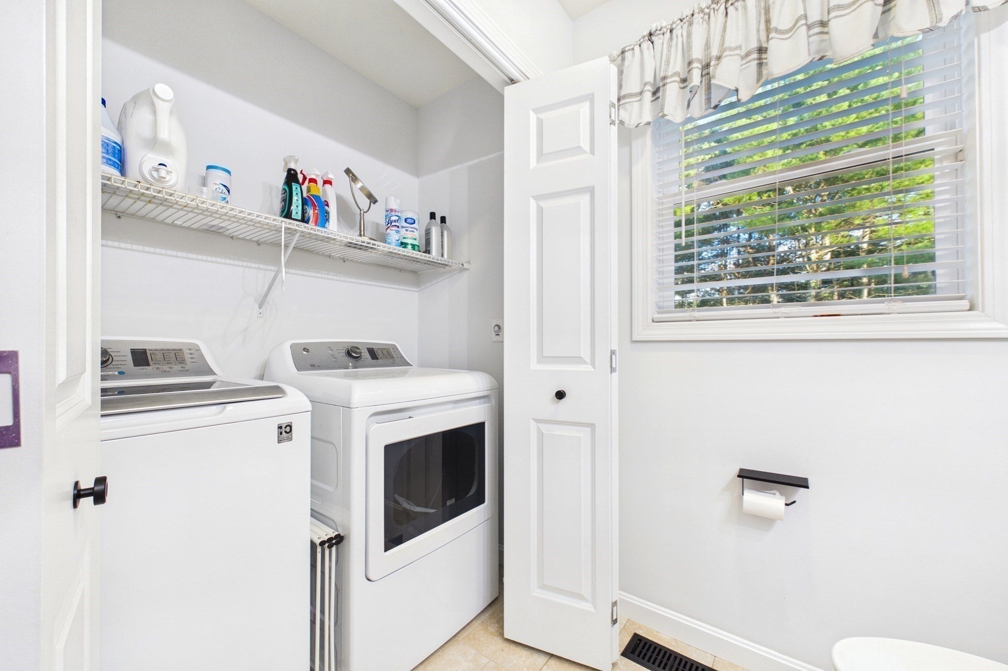 232 Collins Corner Rd, Dartmouth, MA Photo #15