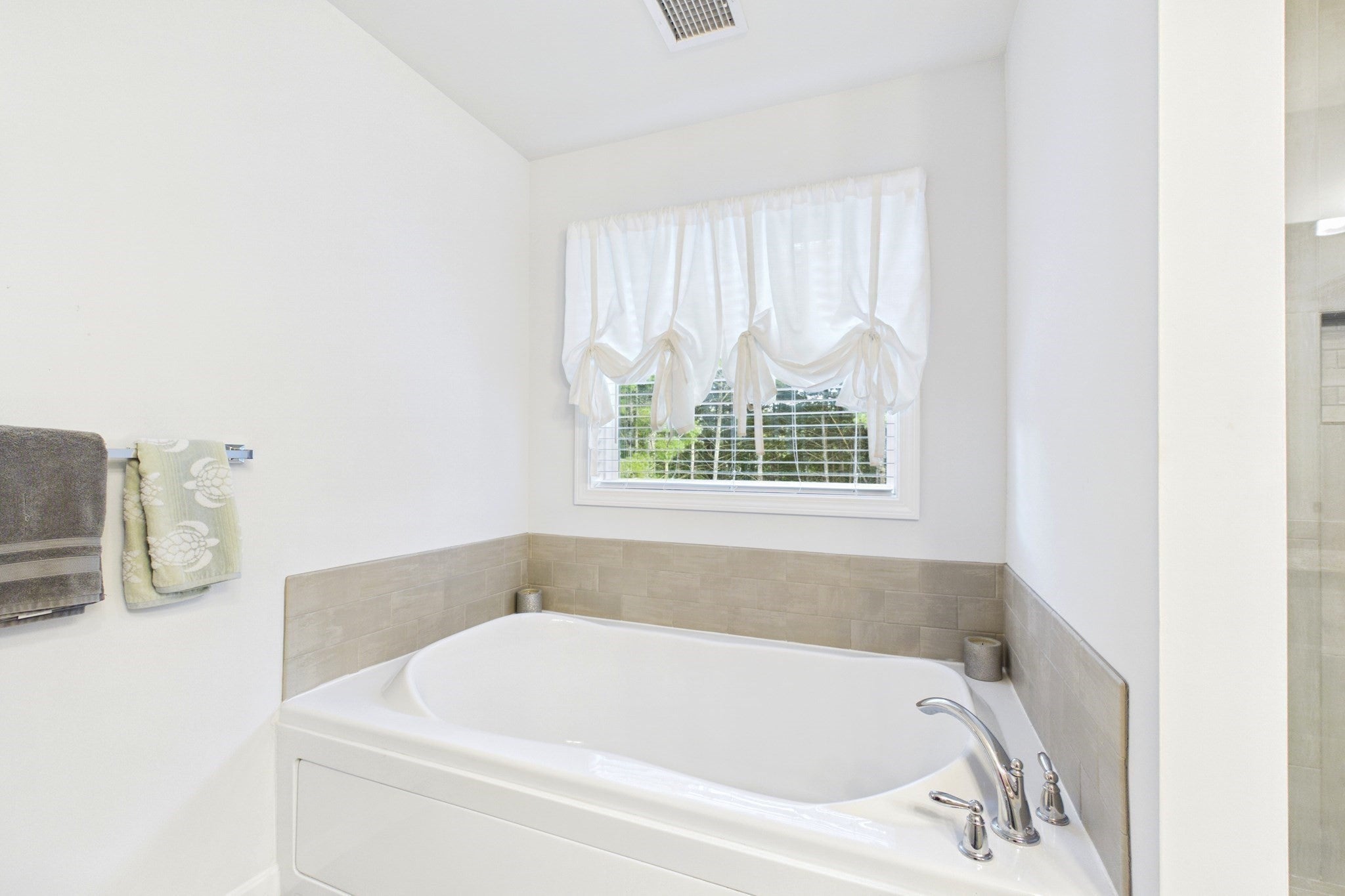 232 Collins Corner Rd, Dartmouth, MA Photo #22