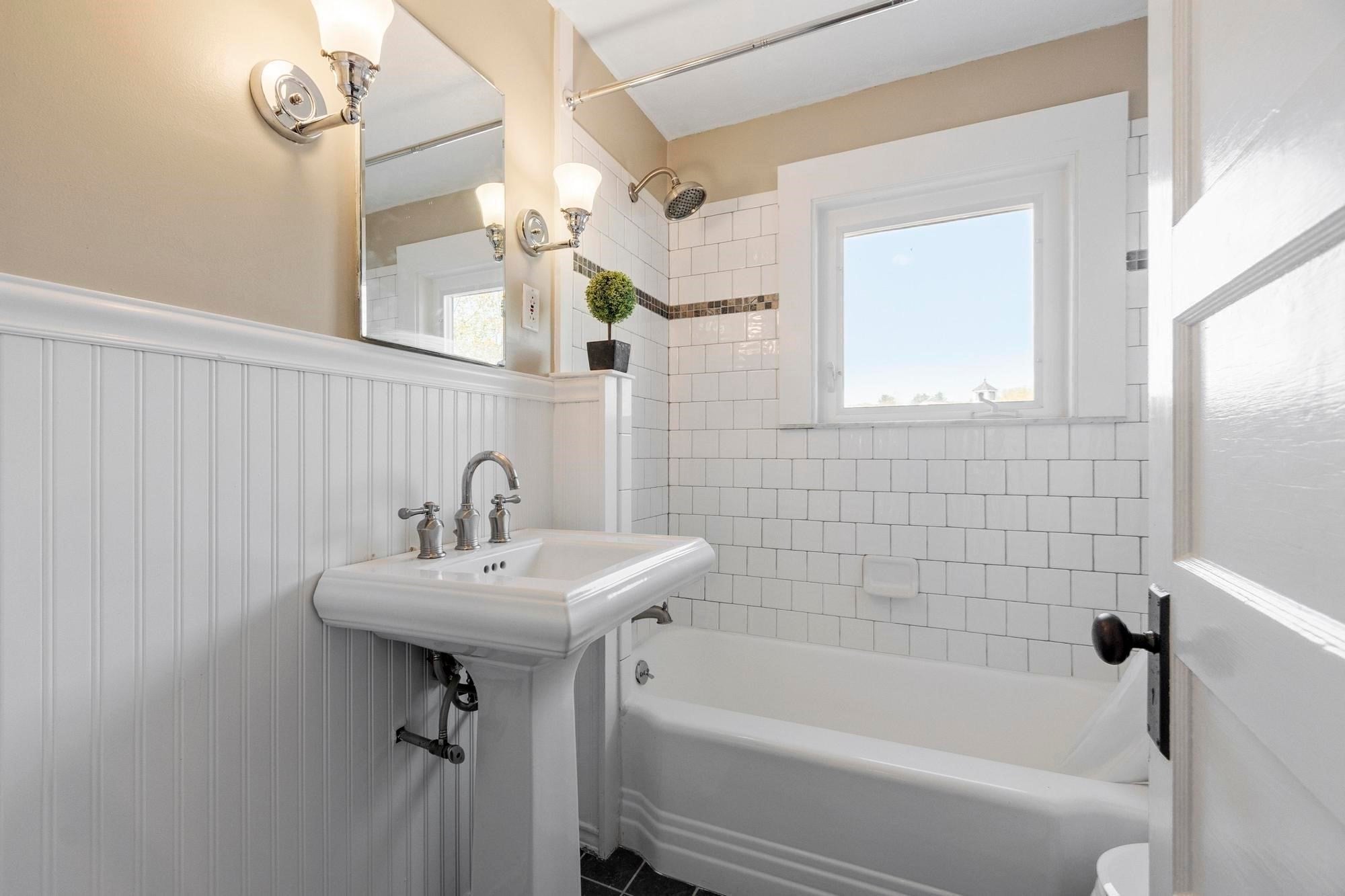 696 Main St, Concord, MA, 696 Main St, Concord, MA Photo #31