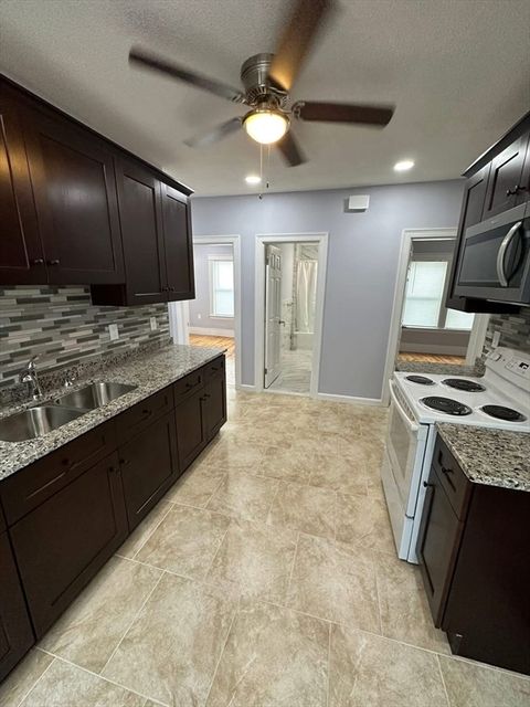 Photo of 10 Stevens Rd #3, Worcester, MA 01603 (MLS # 73480842)