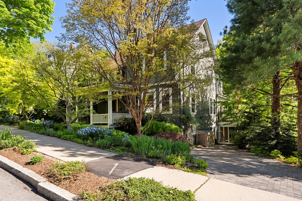 Photo of 50 Norfolk Road, Arlington, MA