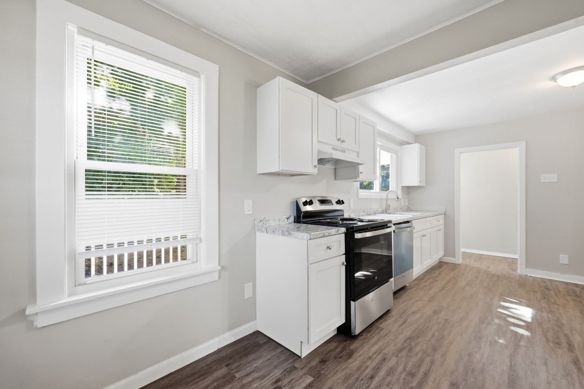 814 College Hwy, Southwick, MA Photo #15