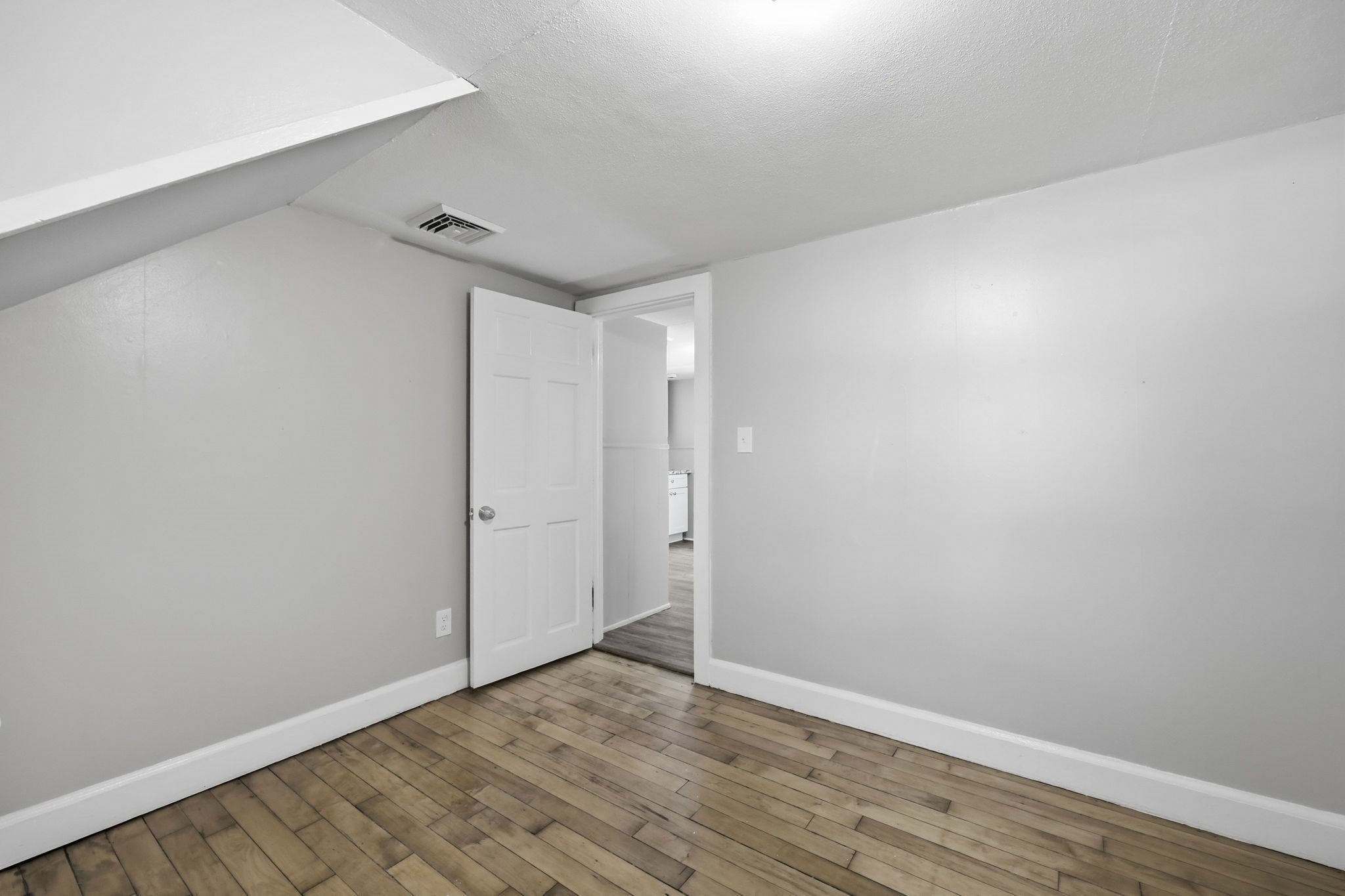 814 College Hwy, Southwick, MA Photo #36