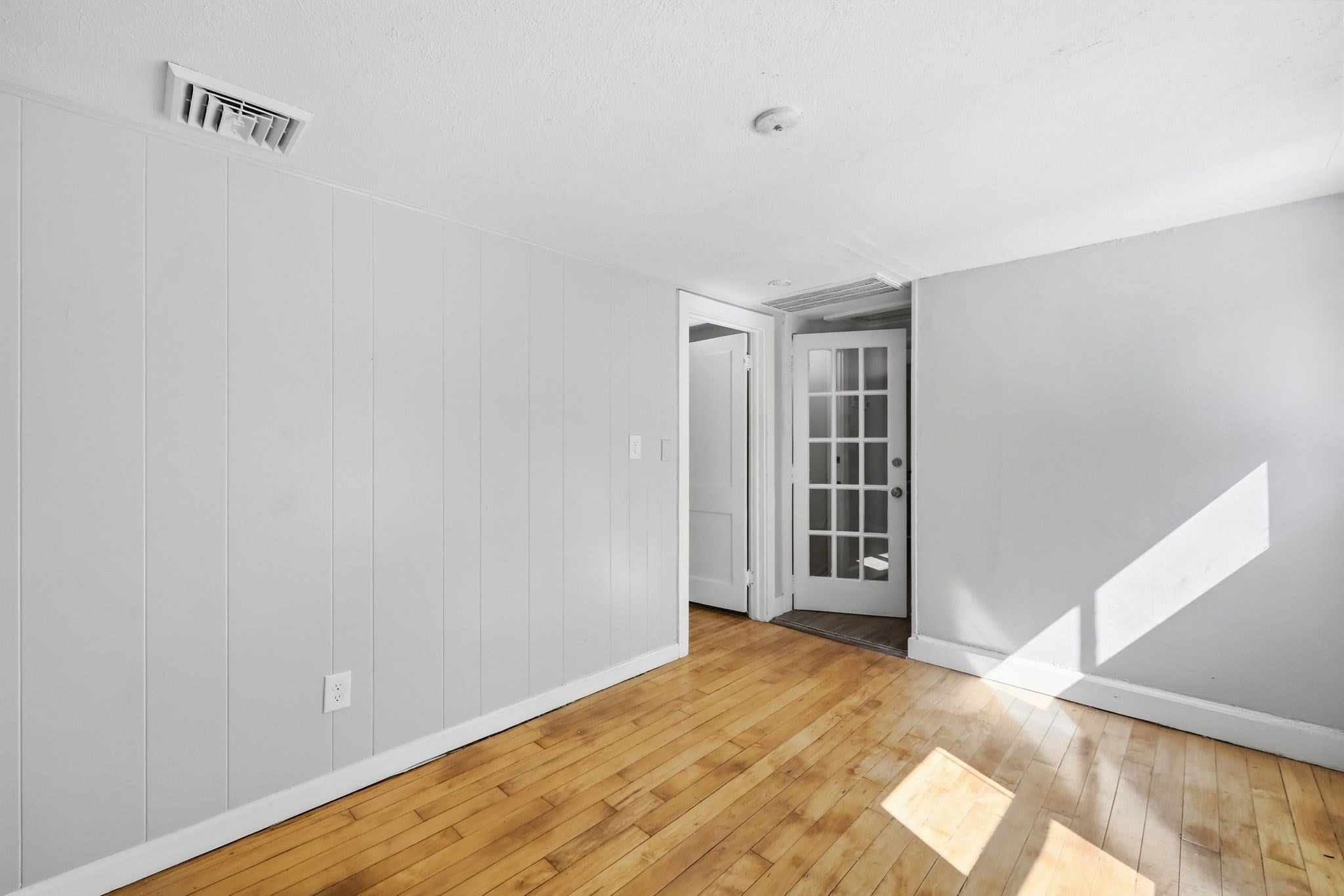814 College Hwy, Southwick, MA Photo #10