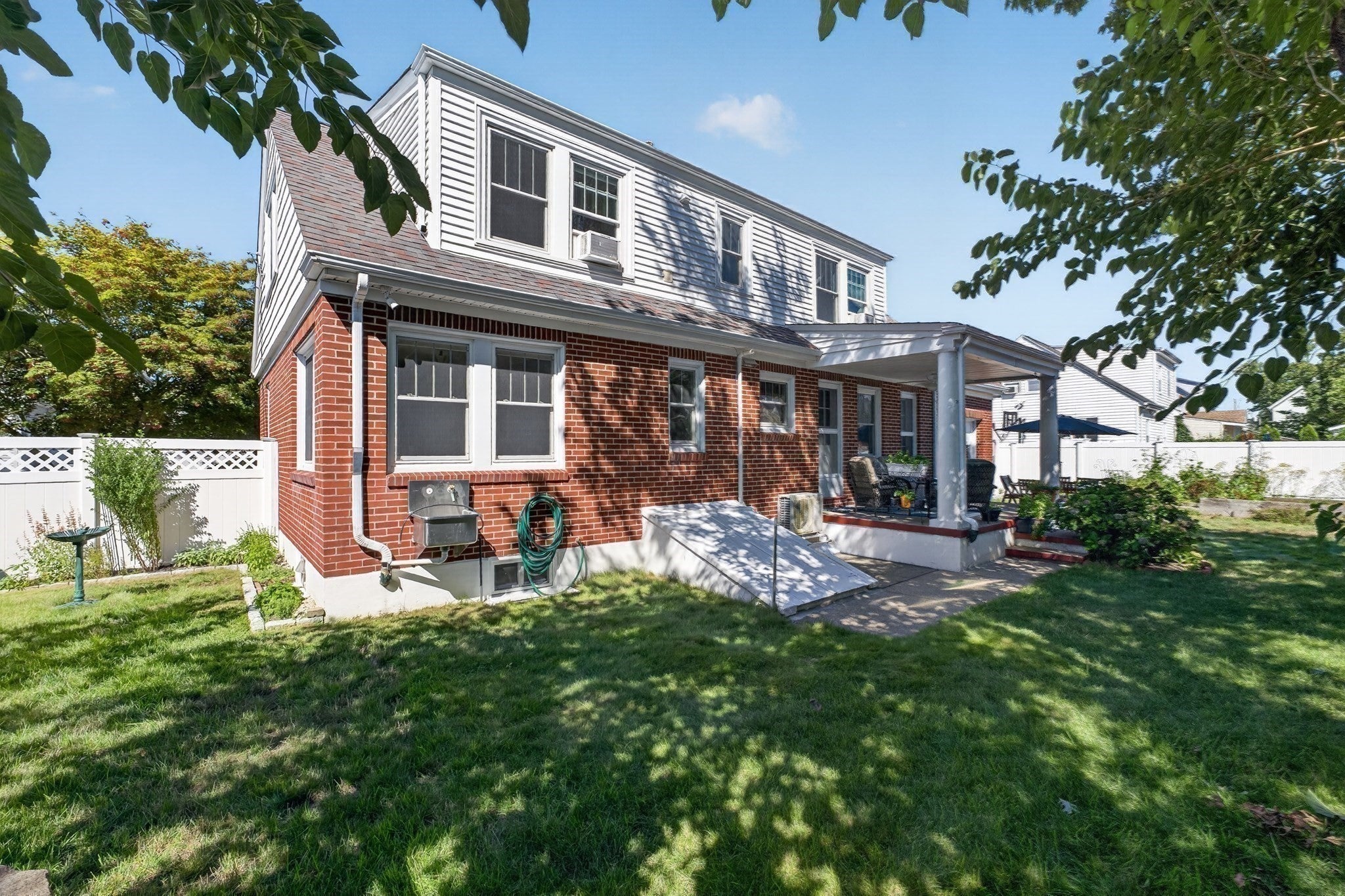 10 West St, New Bedford, MA Photo #31