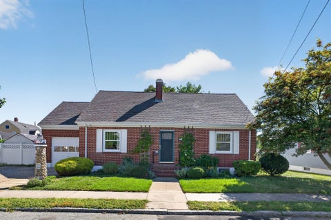 Photo of 10 West St, New Bedford, MA 02740 (MLS # 73572964)