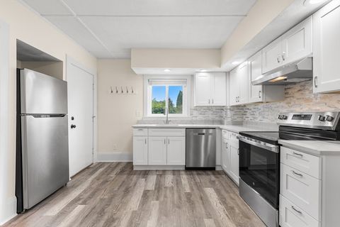 75 Enon 1 Beverly MA 01915