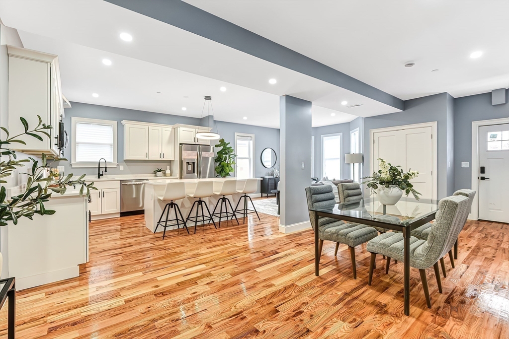 64 Clarkwood St 1