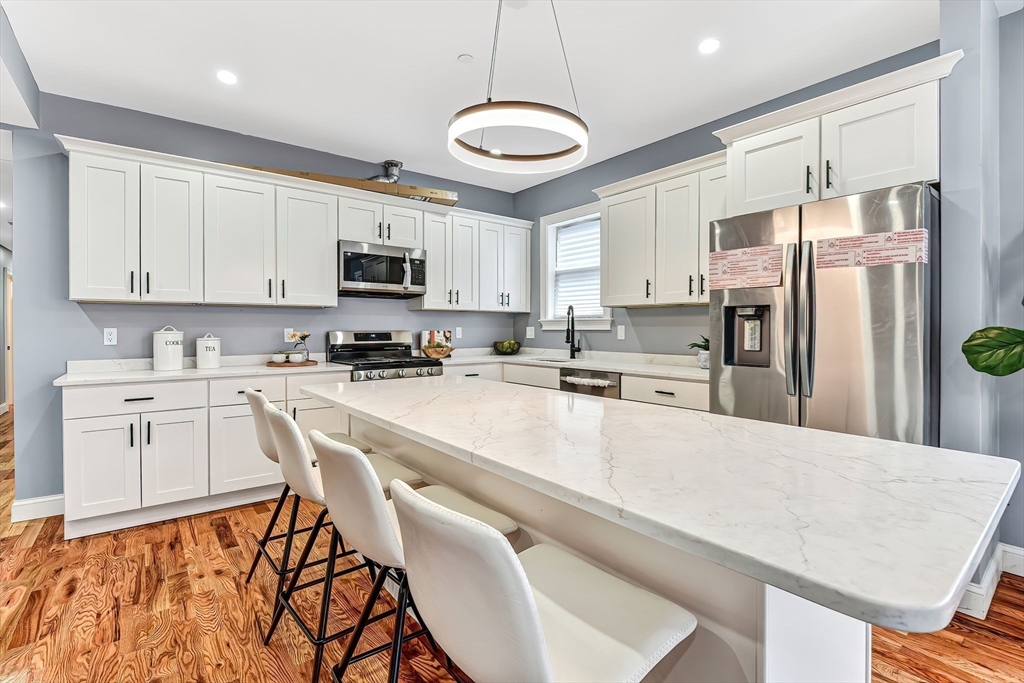 64 Clarkwood St 1