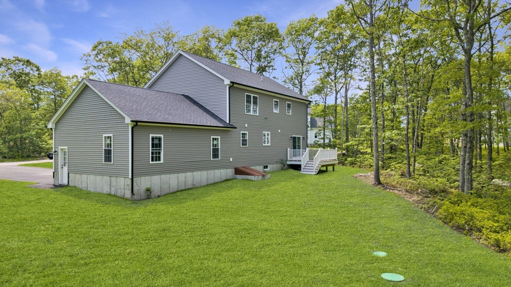 16 Indian Grass Cir