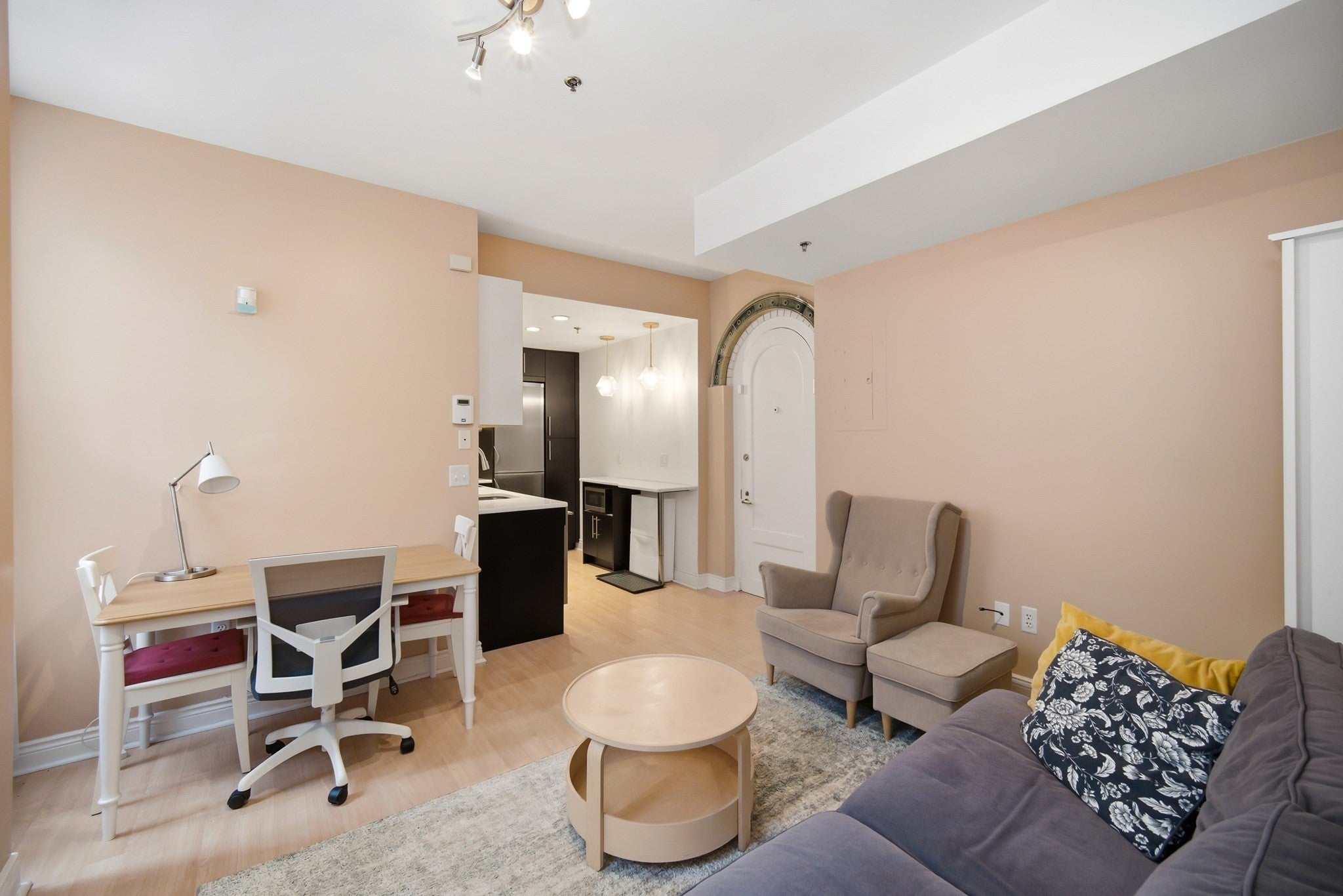 4 Charlesgate E
